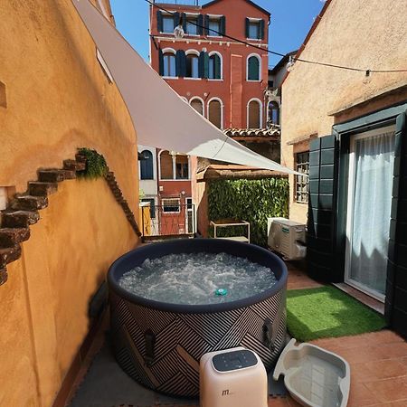 Suite Rava - San Marco With Pool Venice Exterior photo