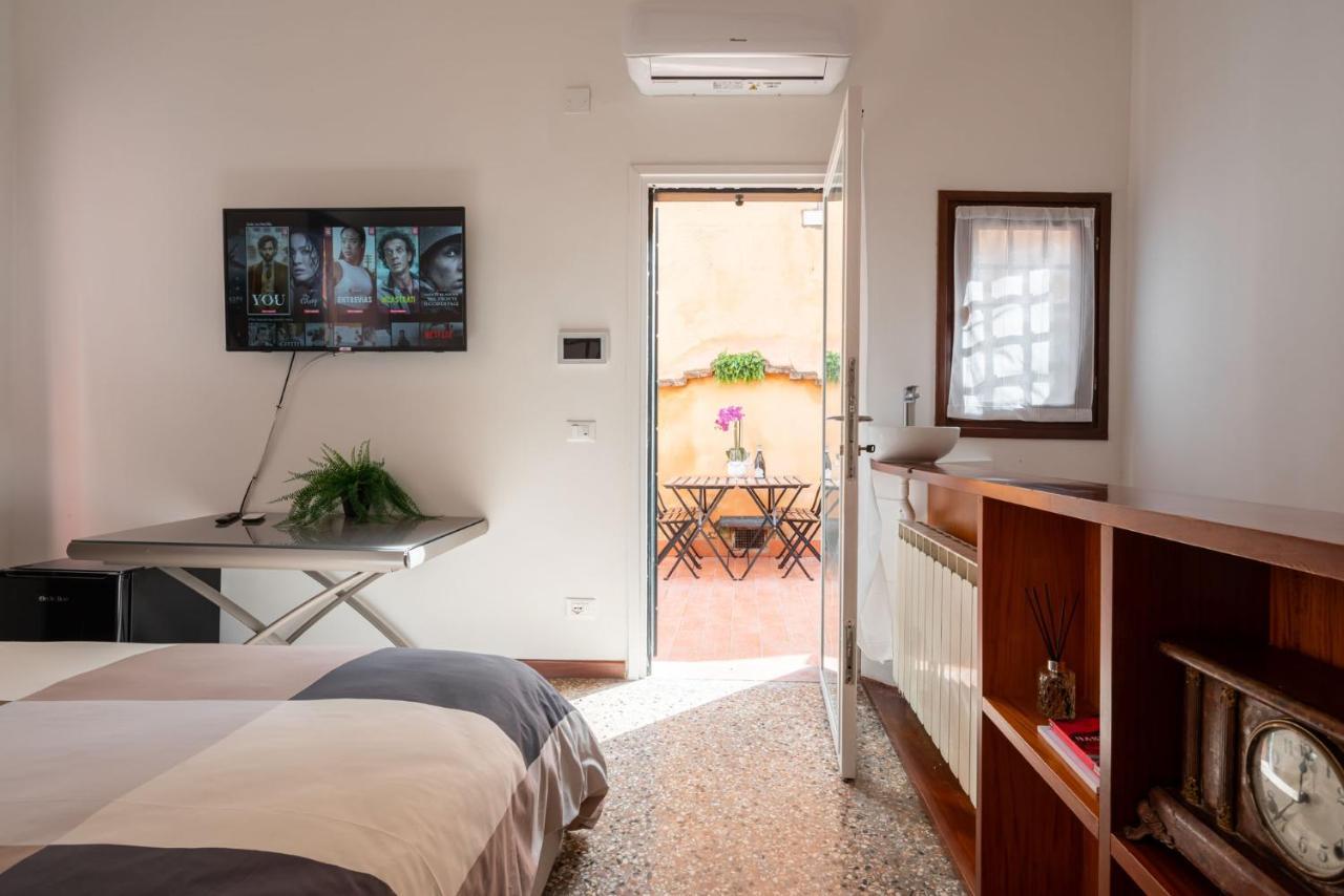 Suite Rava - San Marco With Pool Venice Exterior photo